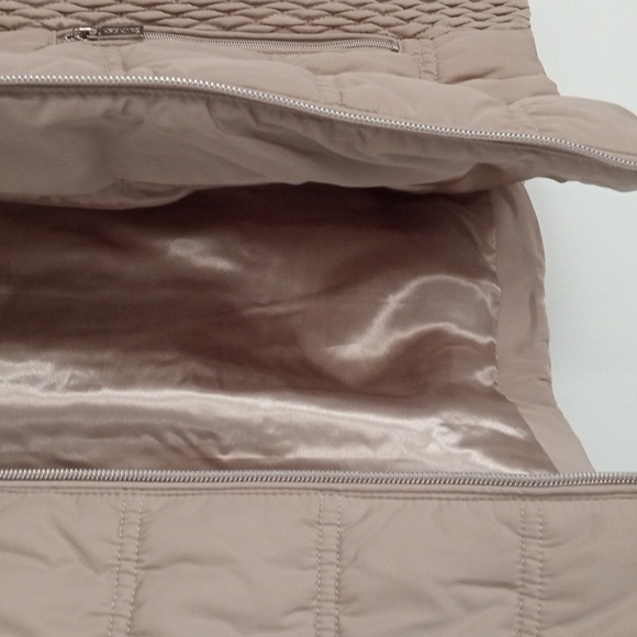 Women's Calvin Klein Beige Tan Fur Collar Puffer Vest - Picture 7 of 8